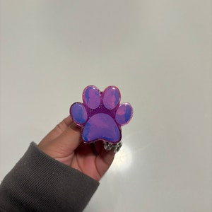 Personalized Paw Print Badge Reel – Custom Name ID Holder – Pet Lover, Vet Tech, Groomer, Teacher or Nurse Gift – Retractable Clip