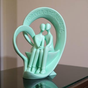 Romantic Sculpture – 3D Printed Couple Figurine for Anniversary, Wedding or Home Decor