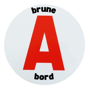 Bruine schijf A op bord – Magnetische sticker