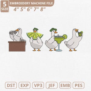 Puede incluir: Archivo de m&aacute;quina de bordar con cuatro gansos de dibujos animados con bebidas. Un ganso est&aacute; detr&aacute;s de una barra, otro lleva un sombrero de lima, y otros dos sostienen c&oacute;cteles. El texto "EMBROIDERY MACHINE FILE" y los tama&ntilde;os de 10,16 cm a 20,32 cm se muestran.