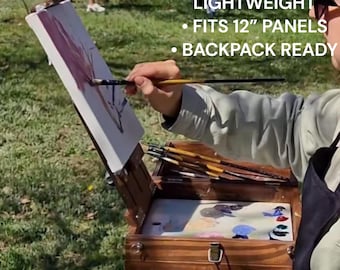 Lightweight plein air pochade box for travel painting
