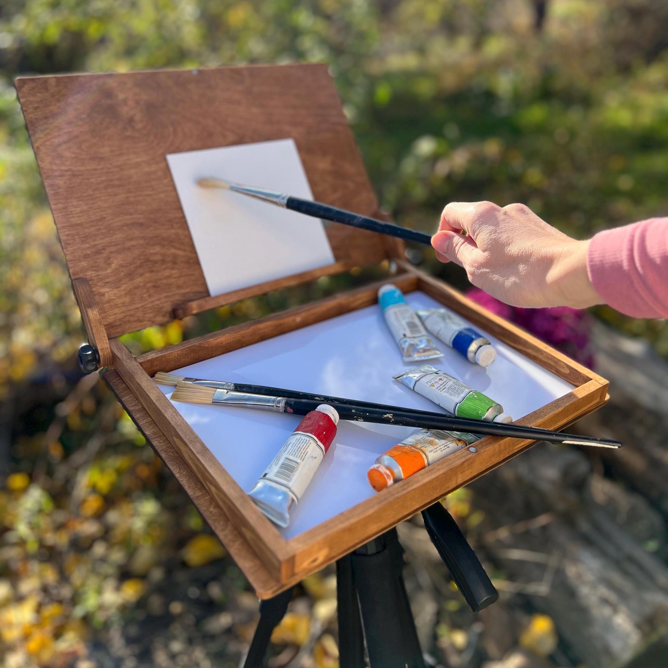 Professionele ultralichte pochade box ezel Plein Air Easel met aluminium statief, Franse stijl ezel, ontworpen voor buiten schetsen, verstelbare statief staande ezel met palet Professionele ultralichte pochade box ezel Plein Air Easel met aluminium statief, Franse stijl ezel, ontworpen voor buiten schetsen, verstelbare statief staande ezel met palet