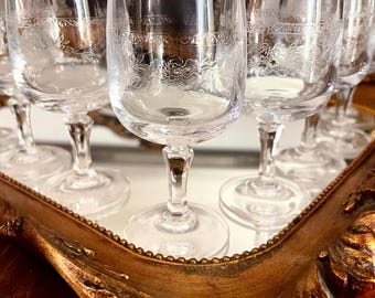 Set 10 bicchieri da liquore vintage Cristal d'Arques – Motivo Matignon – Cristallo inciso
