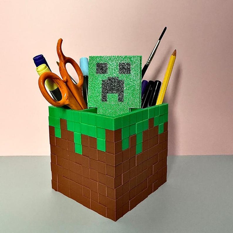 bedroom decor desk pencil cup