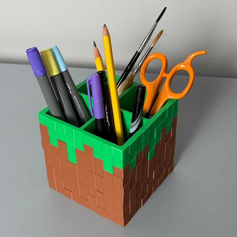 Pencil cup Minecraft theme
