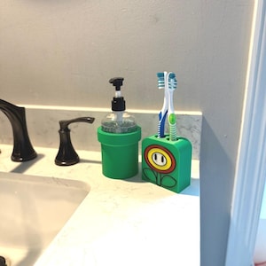 Retro Game Warp Pipe Soap Dispenser Fire Flower Toothbrush Holder Bathroom Decor Gaming Fan Gift Idea Kids Sink Geeky Home Present