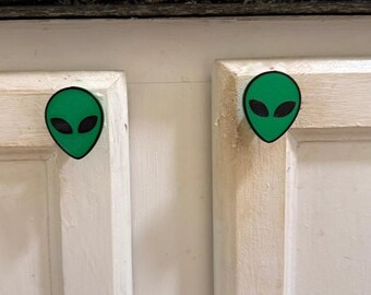 Alien furniture knob bedroom dresser hardware space theme nursery decor kid room accent handle alien head pull unique home upgrade set of 2