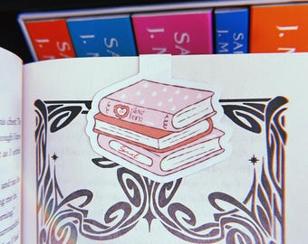 Magnetic Bookmark: Book Stack