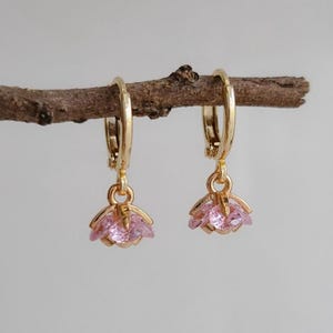 Small flower dangle earrings, Pink gold flower earrings, Cute dainty floral jewelry, Zircon Gemstone flowers, Gift for Her, Pink Flowers