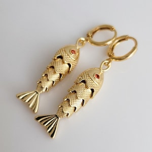 Fish Earrings, Vintage Inspired Earrings, Gift for Her, Articulated Fish Charm Dangle Earrings, Statement Earrings, 3D Fish Earrings