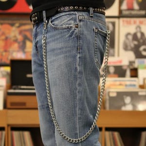 Silver Metal Wallet Chain: Chunky Biker Style (31 inch)
