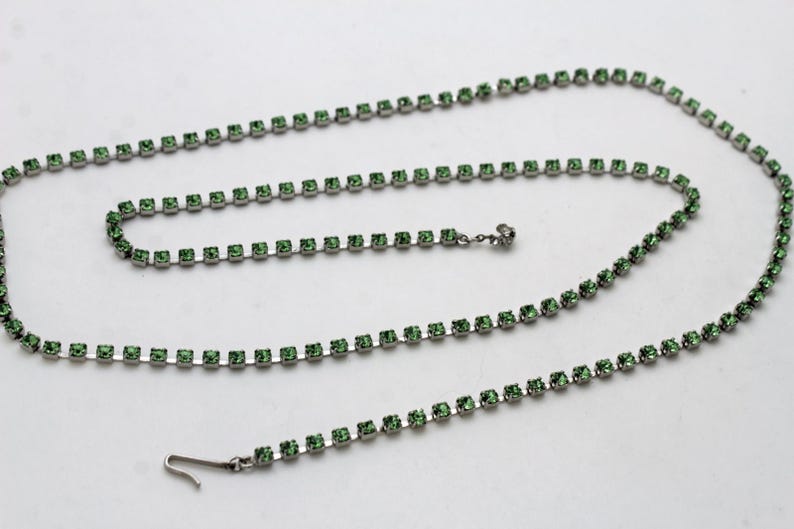 Grüner Rhinestone-Silberketten-Gürtel: Verstellbarer Bling-Taillengürtel Bild 2