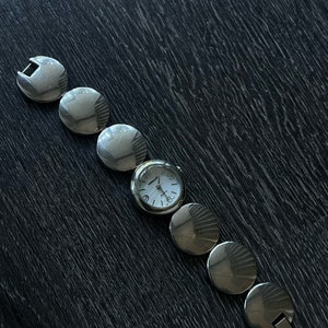 Vintage Versales Quartz Silver Bubble Link Wristwatch