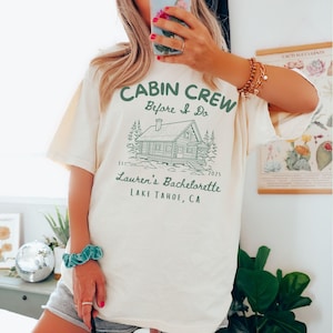 Camisa Comfort Colors® para despedida de soltera "Cabaña antes de la despedida de soltera", nombre personalizado para la novia y su ubicación, despedida de soltera para viaje de chicas, acampada, senderismo y montaña