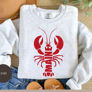 Maine New England Lobster sweatshirt, Fisherman Aesthetic, Coastal Sweater, Fishing Lover Sweater, Trendy Preppy Gift, Travel Lover Gift