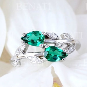 Alternative engagement ring, Nature inspired pear cut emerald leaves ring, Anniversary promise statement ring, Art nouveau Christmas Gift