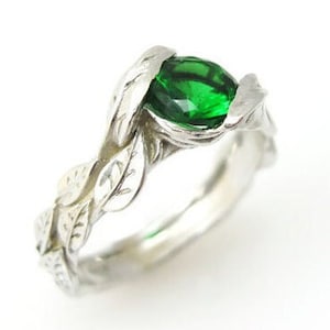 Leaf Engagement Ring, Emerald Leaves Engagement Ring, White Gold Leaves Ring With Emerald, Green Stone White Gold Antique Engagement Ring