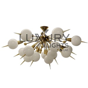 Modern Italian Stilnovo Brass Chandelier with 14 Solid Green Glass Globes – 1950s Sputnik Style Ceiling Lamp