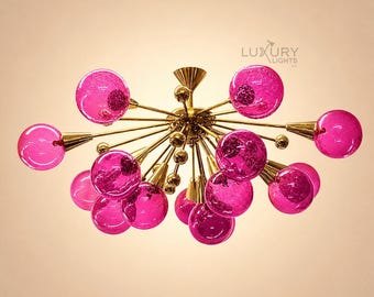 Lámpara de techo italiana Sputnik de latón con bolas de cristal texturizado rosa fluorescente de Stilnovo Styles, década de 1950.