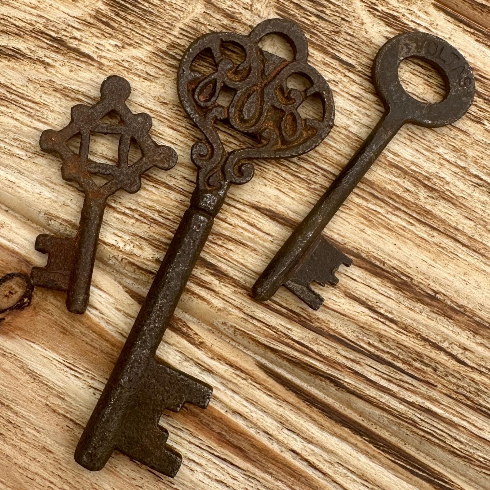 Antique Style 19th Century Iron Skeleton Keys Vintage Reproduction