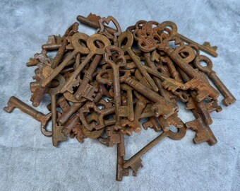 19th Century Style Antique Skeleton Keys Set Of 50, Vintage Inspired Reproduction Keys, Hand Antiqued Distressed Cast Iron Keys