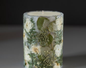 Floral Scented Candle with Real Jasmine, Fern & Eucalyptus in Wooden Box