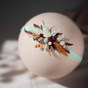 Diadema para recién nacida con flores naturales - Lazo para niña - Halo Photo Props