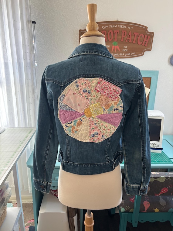 Quilted denim jacket, quilted jacket, upcycle denim jacket, denim jacket, quilter art jacket, quilt jacket, vintage quilt, vintage jacket