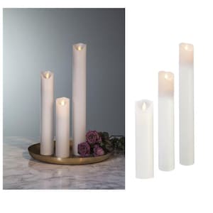 Könnte beinhalten: Ein Satz von drei Keramik-Nisttöpfen in Blau-, Grün- und Weißtönen. Die Schalen haben eine gesprenkelte Glasur und ein schlichtes, modernes Design. Die größte Schüssel hat einen Durchmesser von etwa 15 cm.