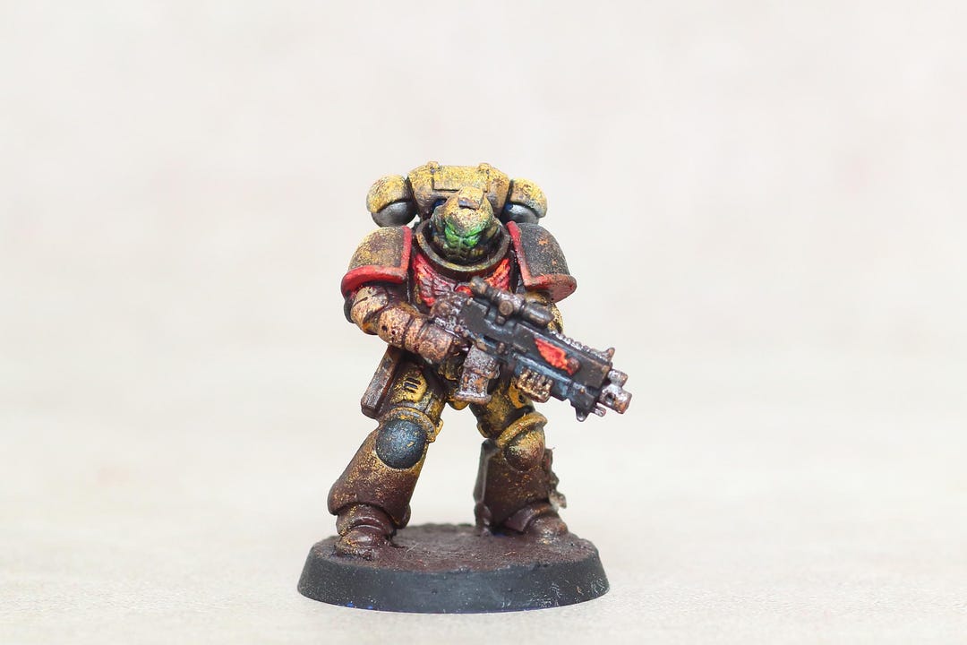Warhammer 40k Grimdark Imperial Fists Space Marine. Assembled and ...