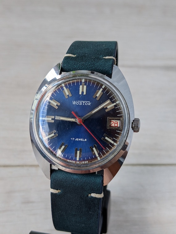 Vintage watch Vostok Wostok 17 jewels Soviet era, blue dial