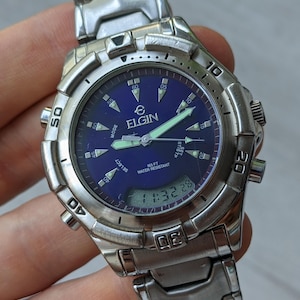 Vintage mens quartz watch Elgin blue dial, analog and digital dial