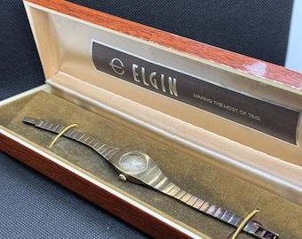 Antique ELGIN 17j Ladies Mechanical Wrist Watch with original box
