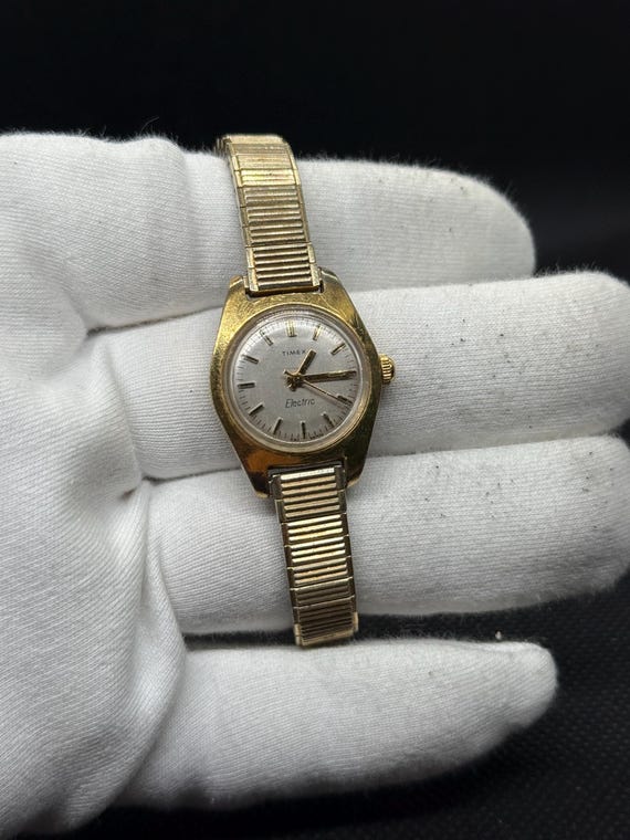 Vintage Timex electric ladies watch
