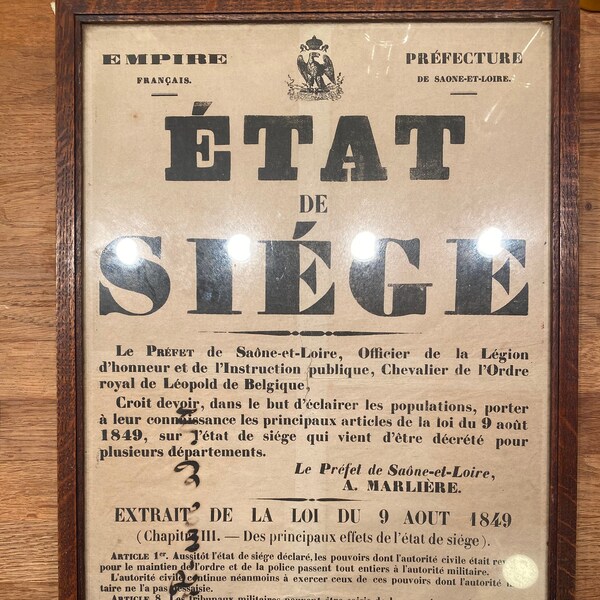 Vieux papier, XIXème, journaux anciens, de 1849 « état de siège » encadré réentoilé et en bon état
