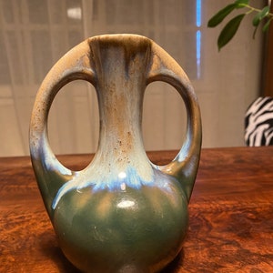 フランスの花瓶、署名入り、エナメル加工の陶器、ヴィンテージ、70 年代、希少、アルフォンス・ムートンの署名入り。 20世紀半ばの偉大なフランスの陶芸家