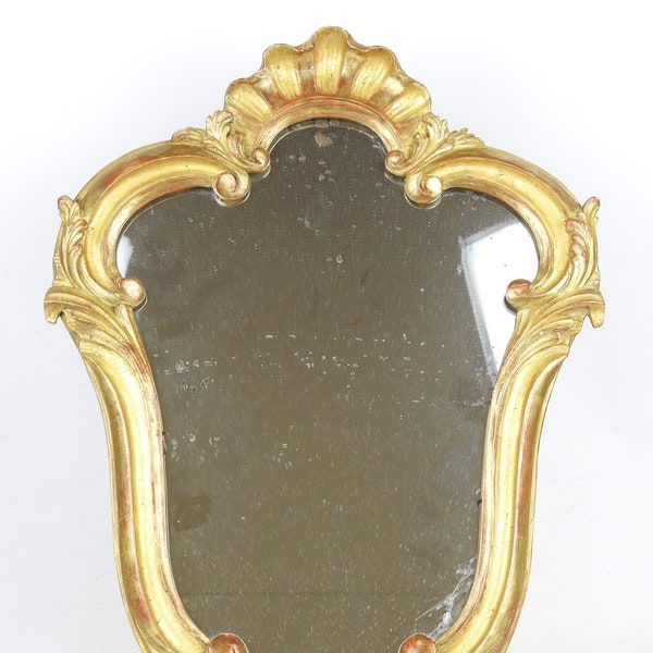 Miroir ancien, en bois doré, XIXème ,bois et stuc sculpté, à décor coquilles, Style Louis XV. Vintage, Superbe, facile à placer car petit