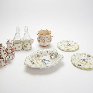 Polychrome Martres-Tolosane aardewerkset – Fantastische vogel- en bloemdecoratie – 6-delige collectie – Midi-Pyrénées fijn vakmanschap