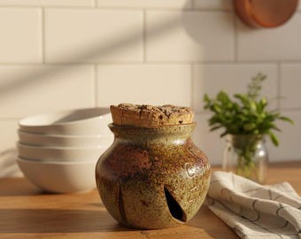 Rara pieza de cerámica de Tony Soulié (1993) – Firmada y monogramada – Escultura calada y esmaltada – Arte contemporáneo – Perfecto estado