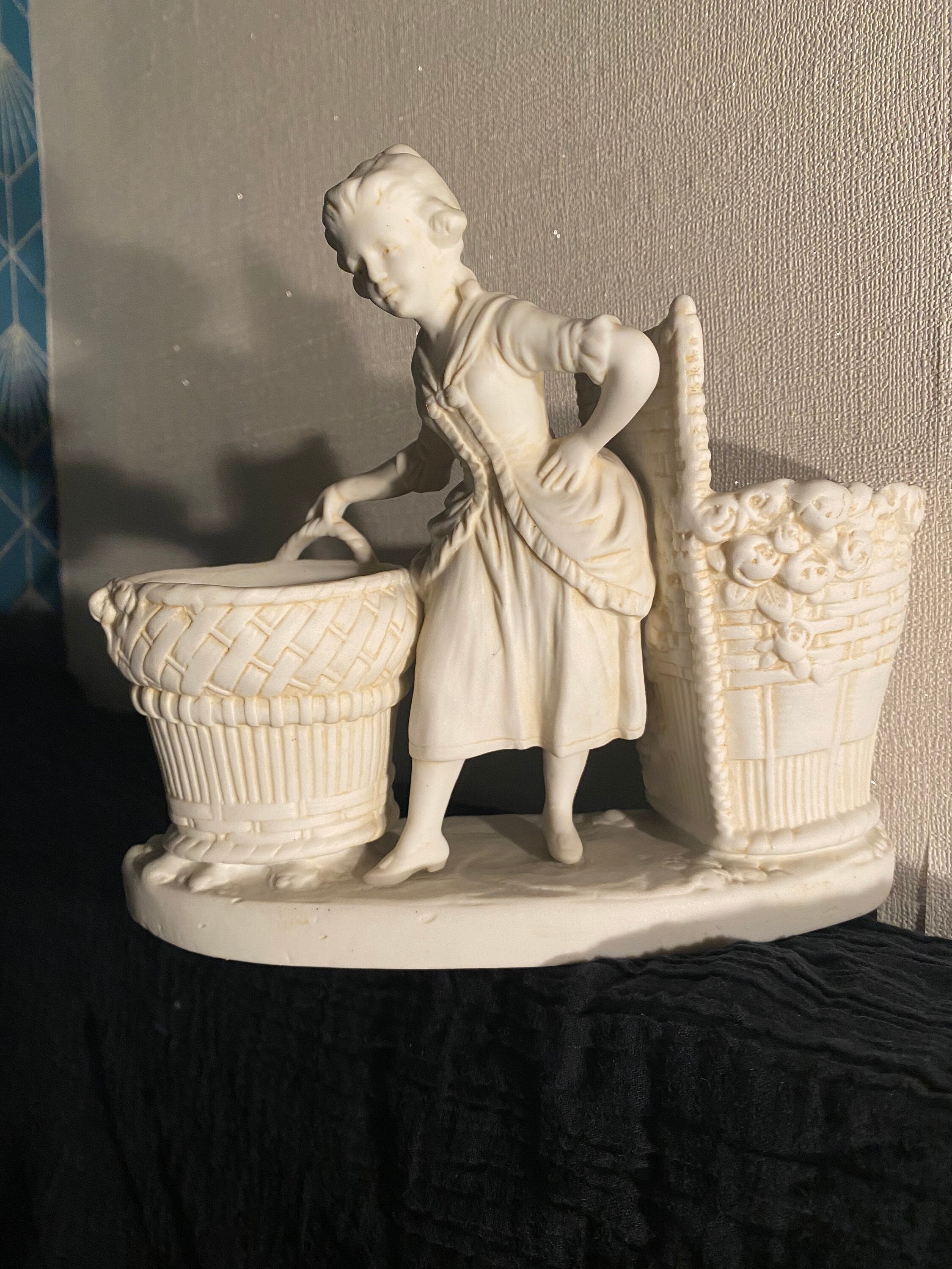Ancienne Poupée Tête Porcelaine Biscuit – Pierrot Le Fou – Bras Et Pieds Articulés