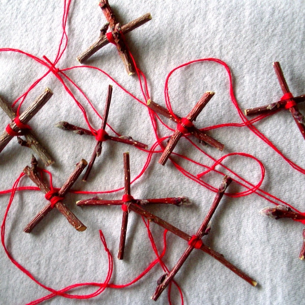 Rowan Twig and Berry Crosses-Protection Charm-Mountain Ash-Talisman-Metaphysical-Ancient Celtic-Sorbus hybrida-Amulet-Ornament-Mystical