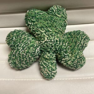 Crochet Four Leaf Clover