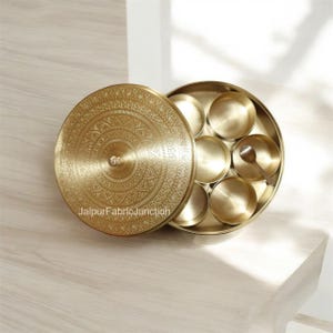 Handmade Brass Spice Box, 100% Vintage Indian Spice Box, Round Masala Storage Organizer, spice container, artisan crafted box.