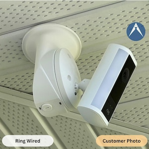 Schlanke 90°-Einzel-Unterputzhalterung für Flutlichtkameras von Ring, Blink, Wyze und anderen Herstellern.