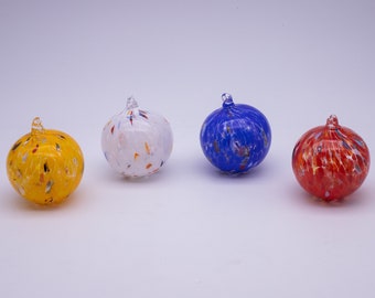 Holiday Christmas Murano blown glass Christmas balls, set of 4