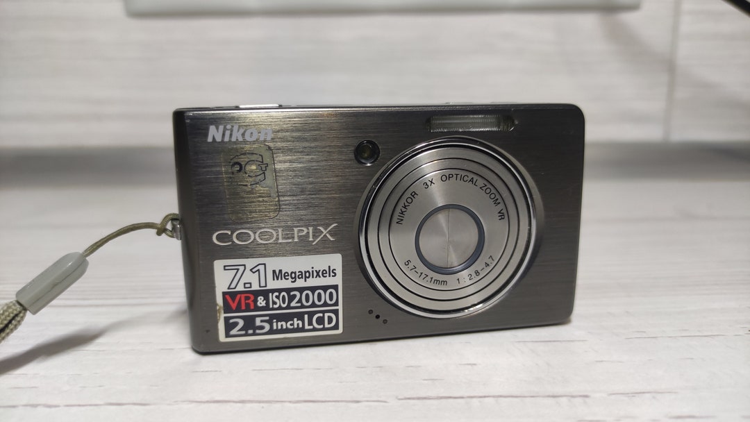 Nikon Coolpix S500 7.1MP Compact Digital Camera Silver Tested Etsy