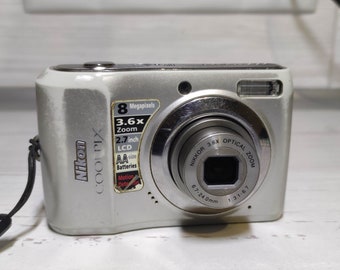Digitalkamera Nikon Coolpix L19 Silber 8MP Getestet funktionsfähig