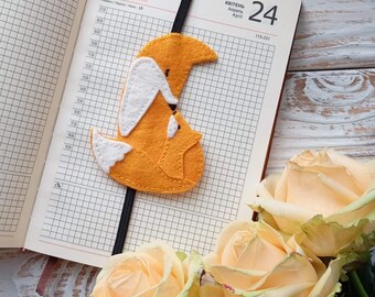 Felt Fox Bookmark, Reader Gift, Bookish Present