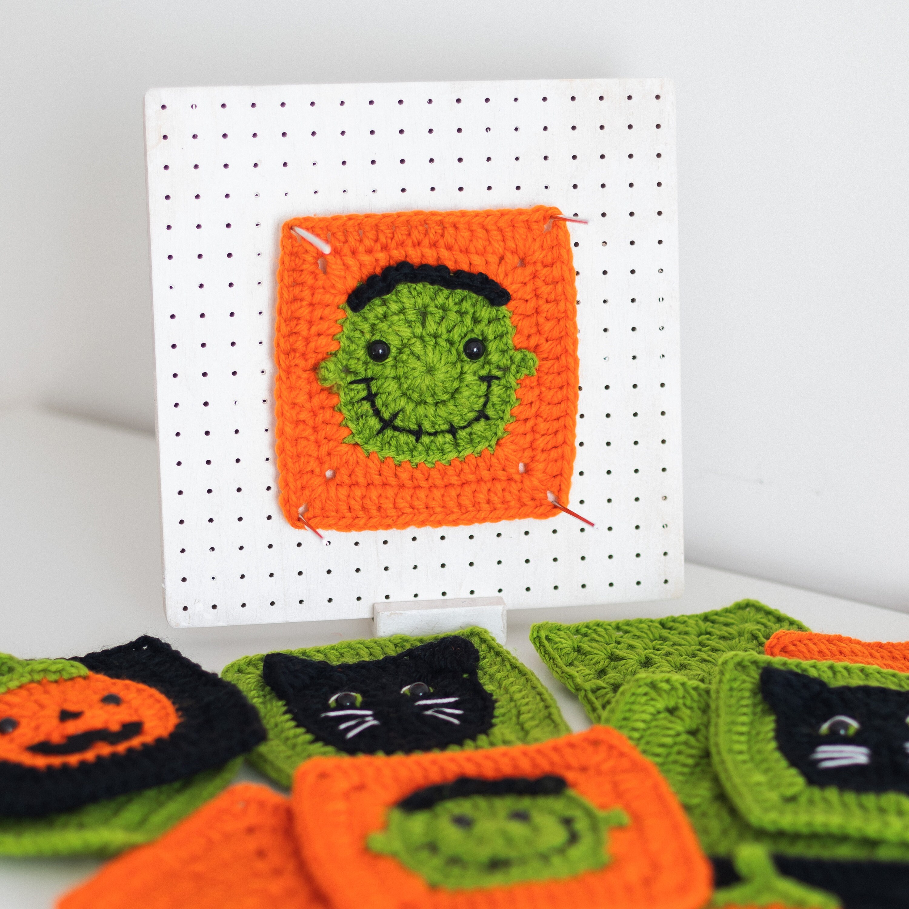 Crochet Granny Square Halloween PATTERN, Motif Frankenstein Tutorial ...