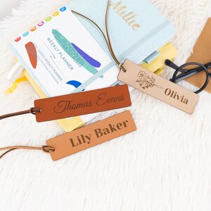 Personalized Leather Flower Bookmark: Custom Name, Book Lover Gift
